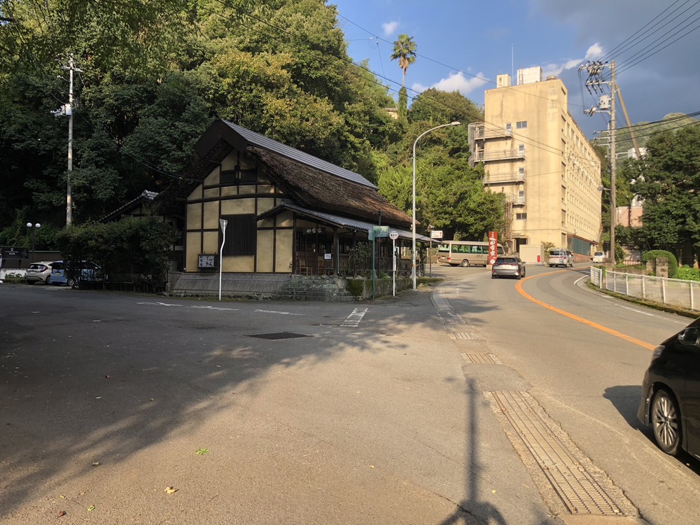 アクセス